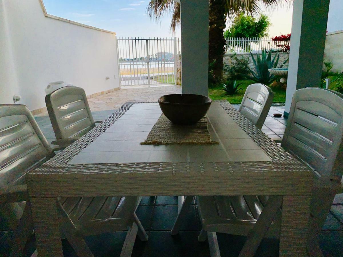 Salentoguests Villetta Sulla Spiaggia Porto Cesareo Eksteriør billede
