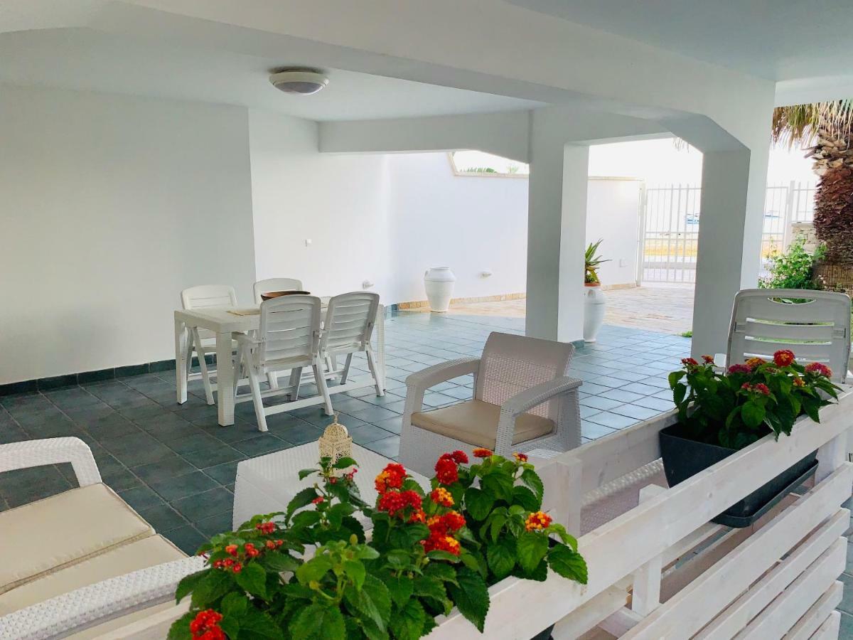 Salentoguests Villetta Sulla Spiaggia Porto Cesareo Eksteriør billede